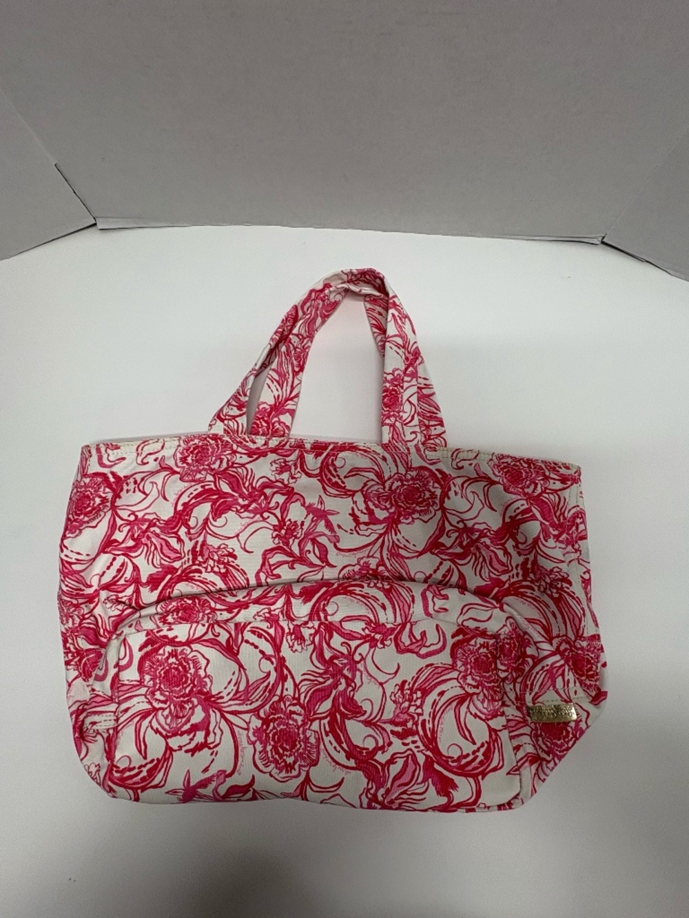 Lilly Pulitzer and Gwyneth Paltrow's Goop -Tote‎ Limited Edition.